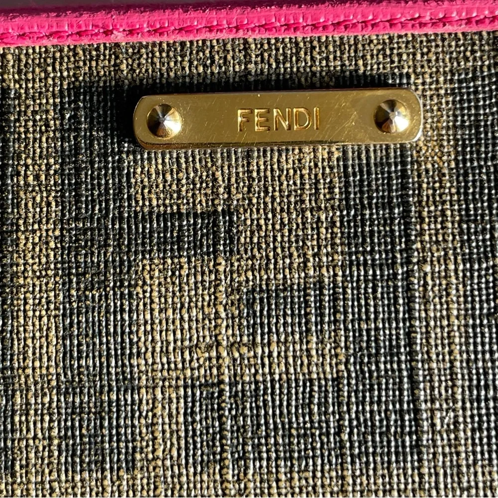 Authentic Fendi Zucca Zip Around Wallet Brown Canvas Pink Trim Italy - Picture 3 of 10